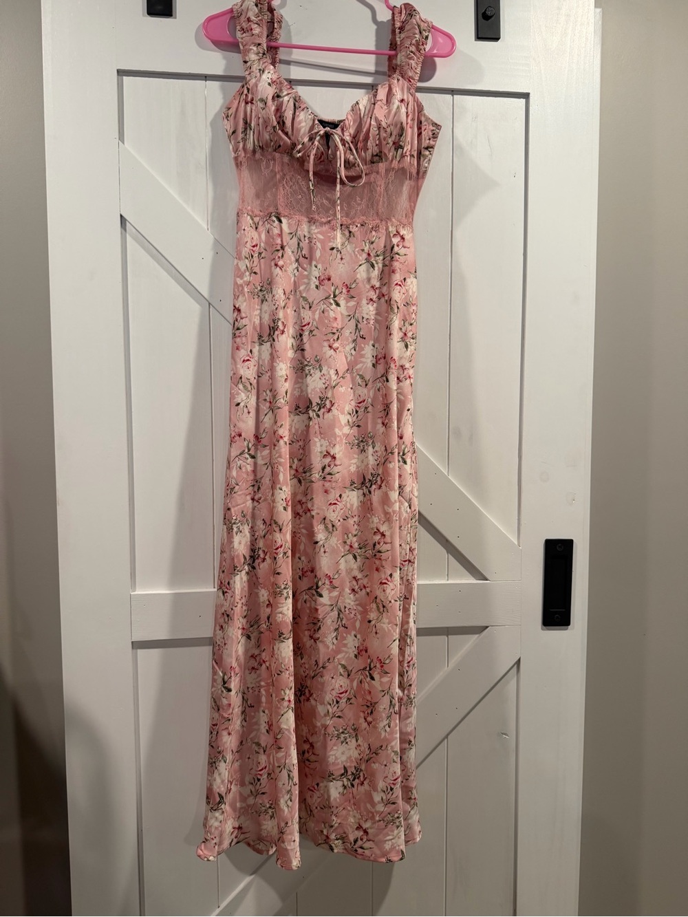 Forever 21 Pink Floral Lace-Panel Maxi Dress